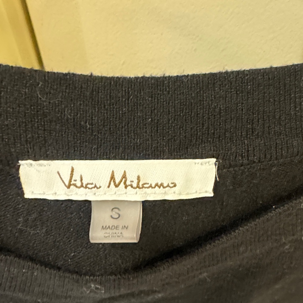 Chic Black Ruffle Sleeve Sweater - Picture 2 of 3